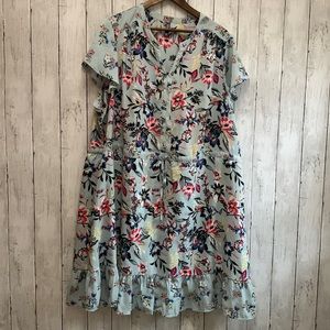 Plus size floral dress. Worn once. Non smoker!